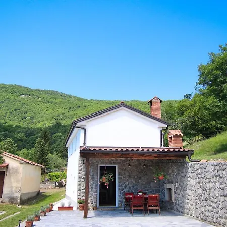 'villa Fani' With Jacuzzi Holiday home