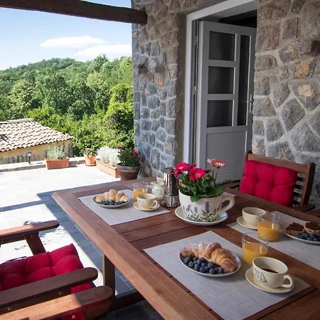 'villa Fani' With Jacuzzi Holiday home *